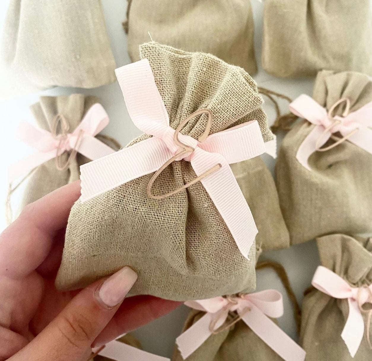 LINEN FAVOUR BAGS